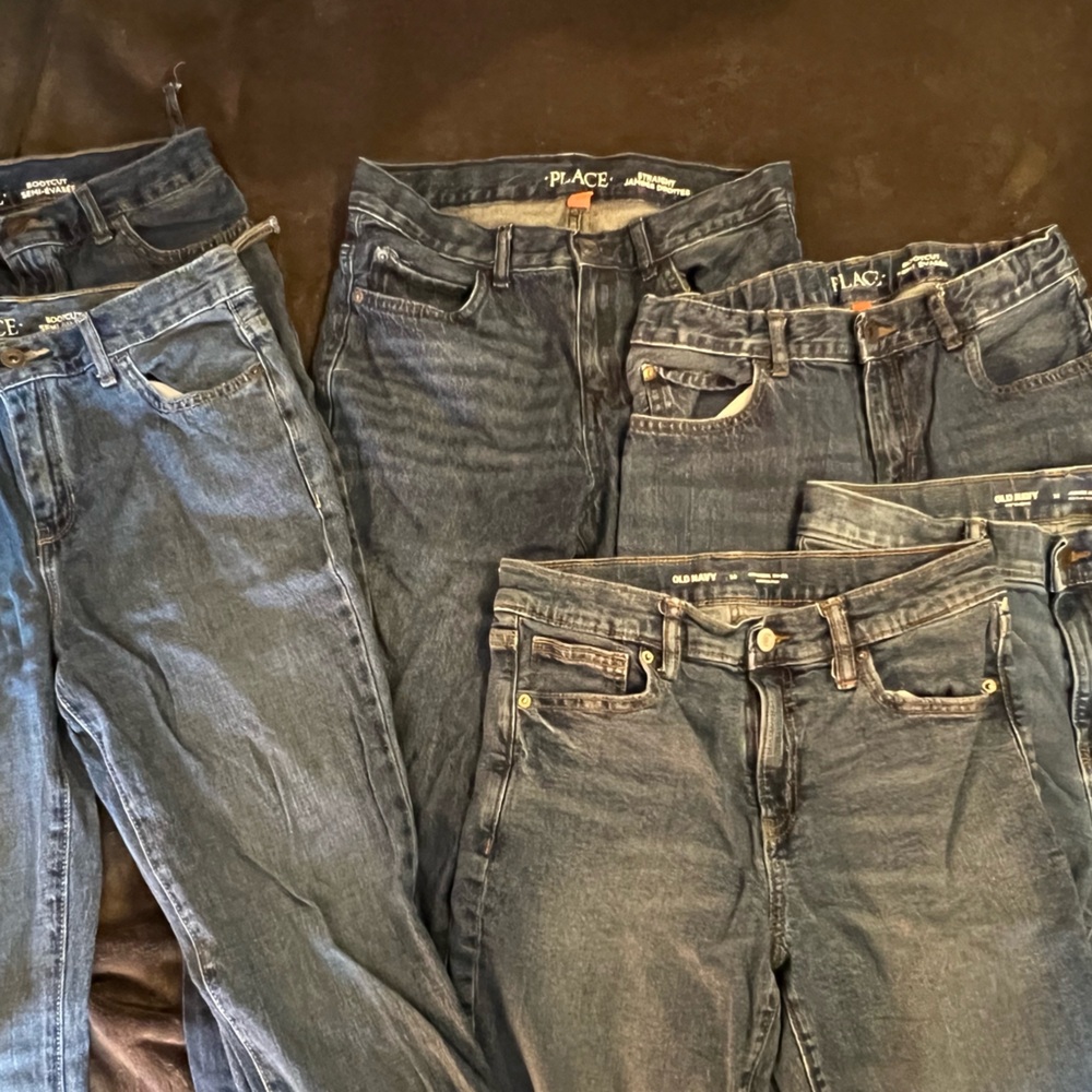 6 pair of never worn boys jeans